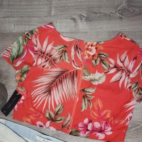 City Triangle Womens Floral Crop Top With Tropical Print Size 13 Coral Short Sle - Picture 2 of 7